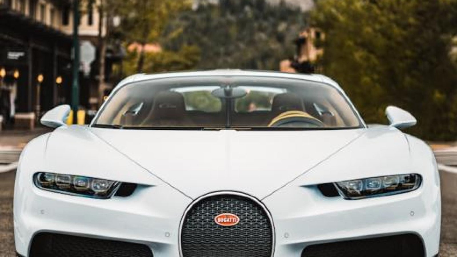 Toyota Camry XLE Hybrid 2024